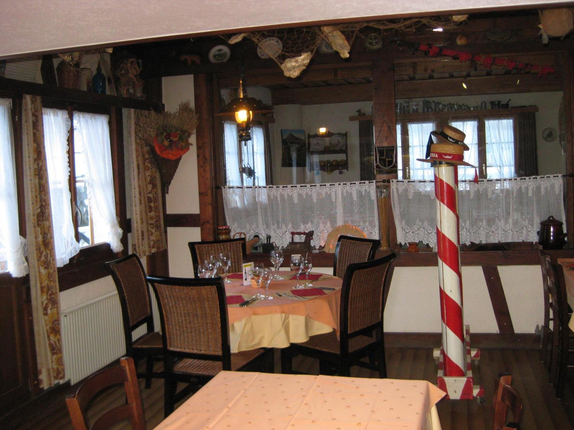 Hotel Pension Spycher Kandersteg Luaran gambar