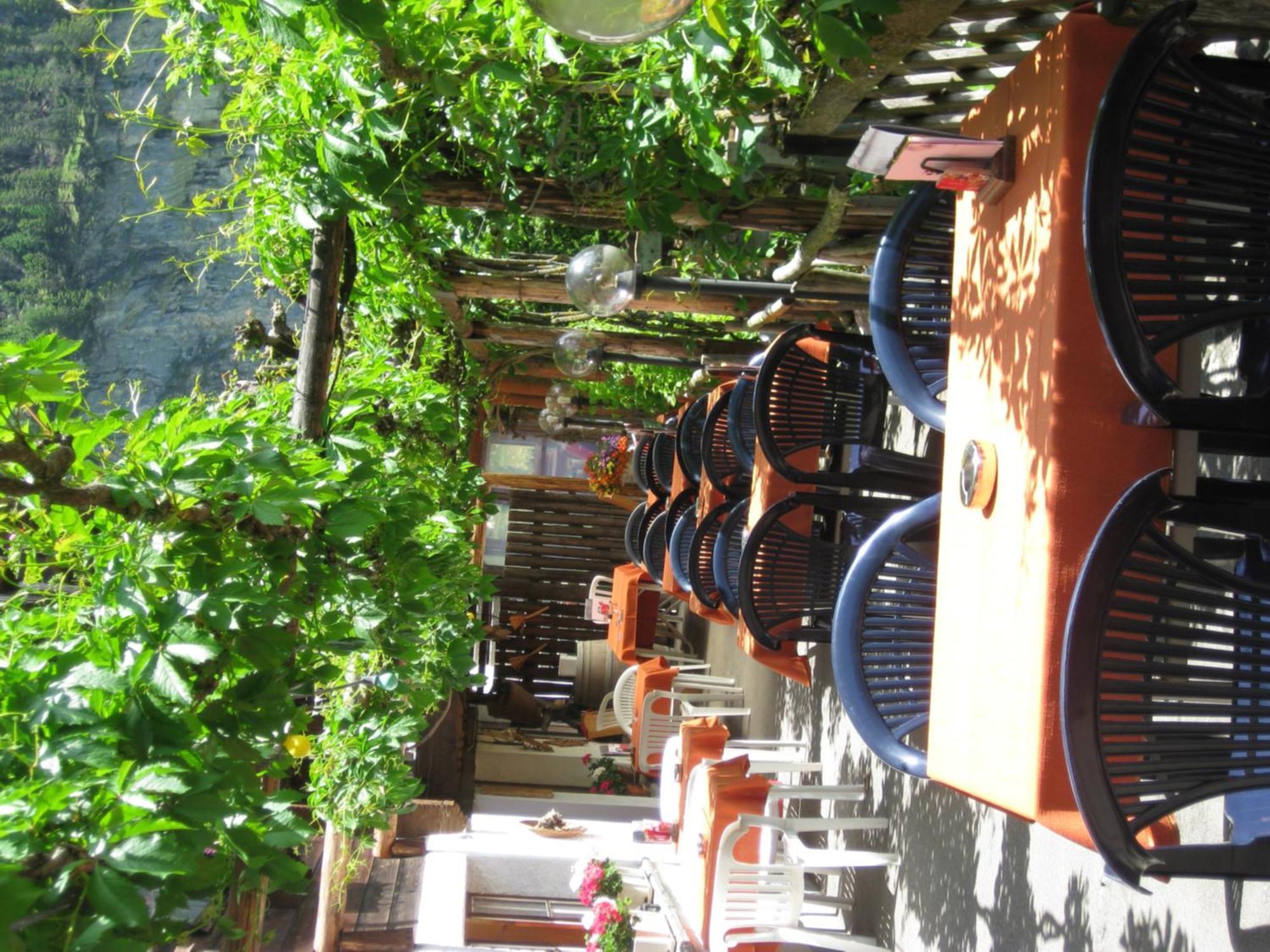 Hotel Pension Spycher Kandersteg Luaran gambar
